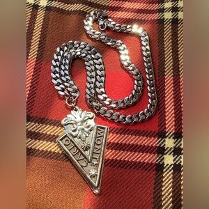 Car emblem necklace ( Monte Carlo)